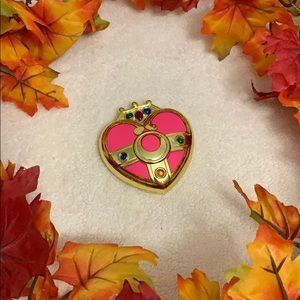 SAILOR MOON COSMIC HEART COMPACT